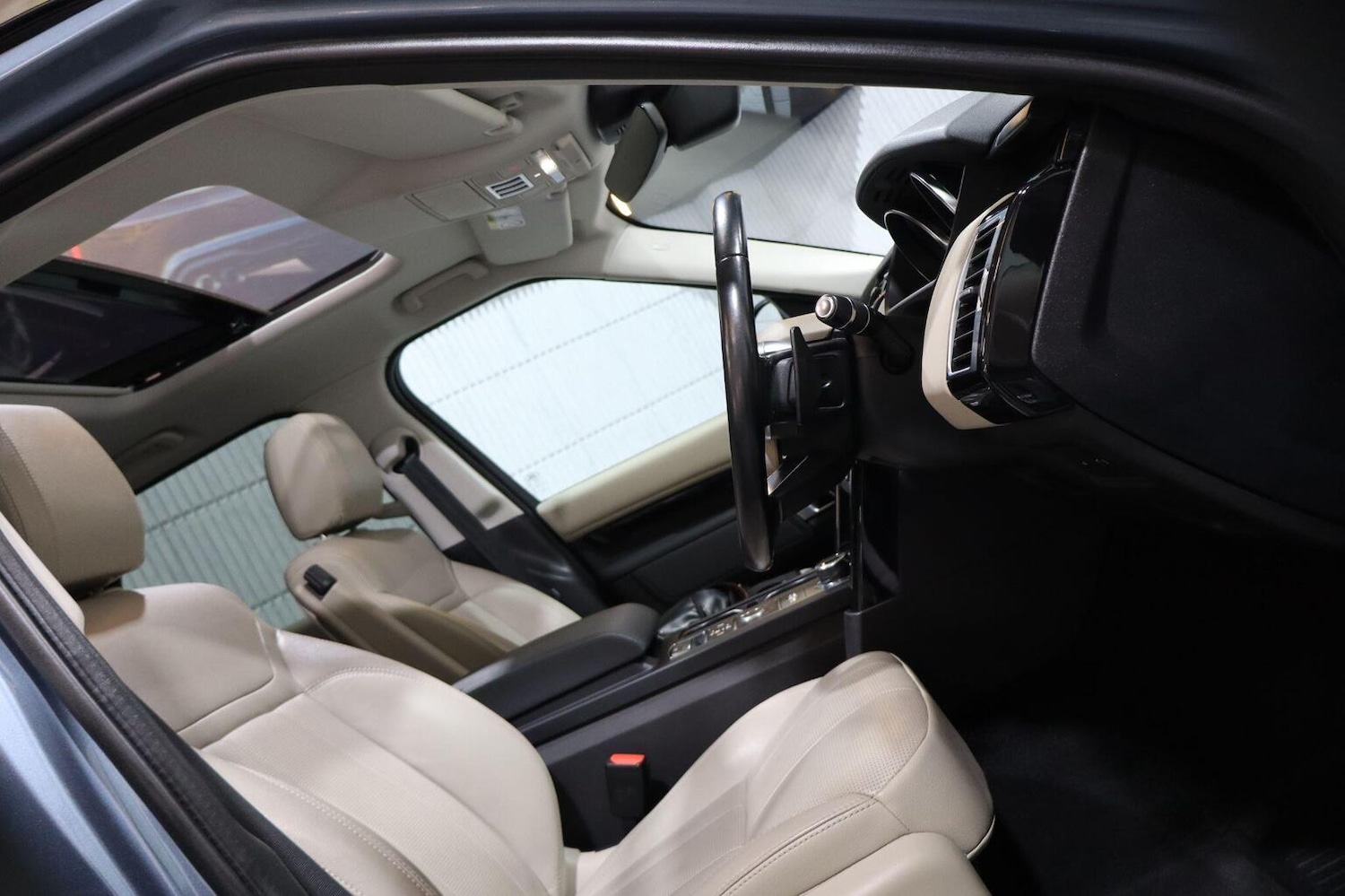 Used Land Rover Discovery 2019 for sale - 76521101: Photo 30