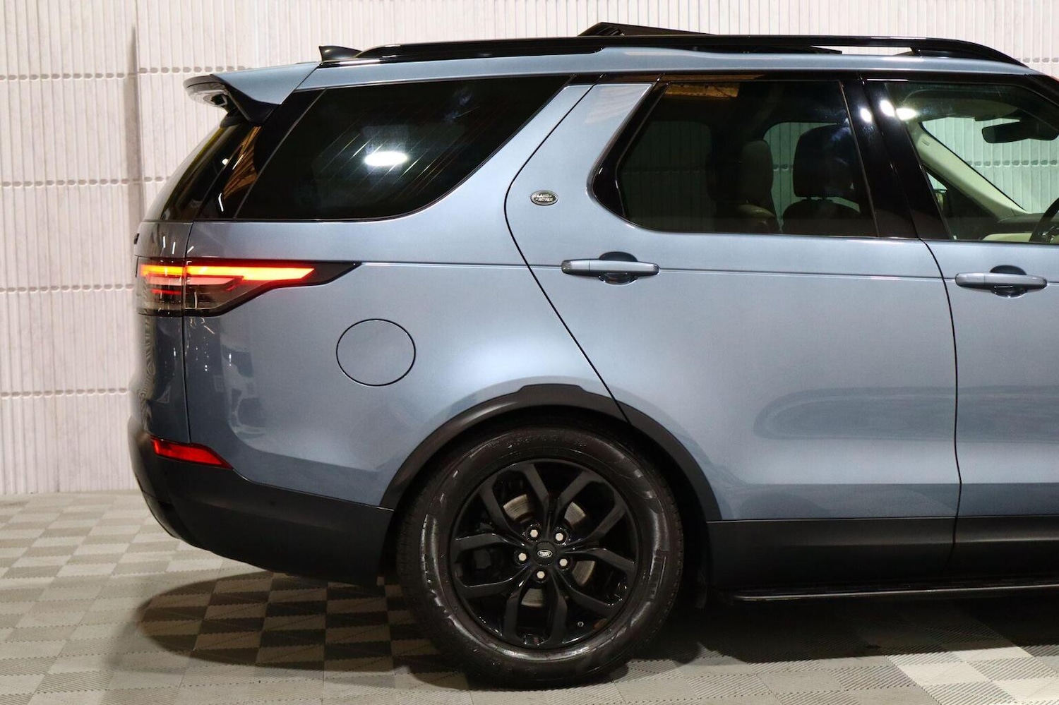 Used Land Rover Discovery 2019 for sale - 76521101: Photo 42