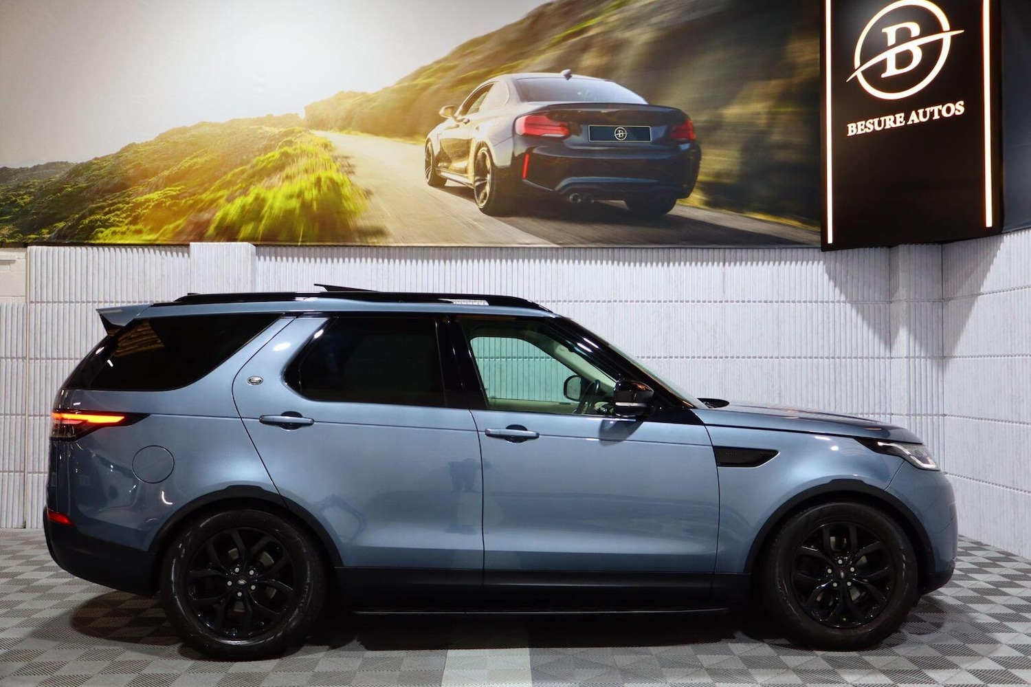 Used Land Rover Discovery 2019 for sale - 76521101: Photo 5