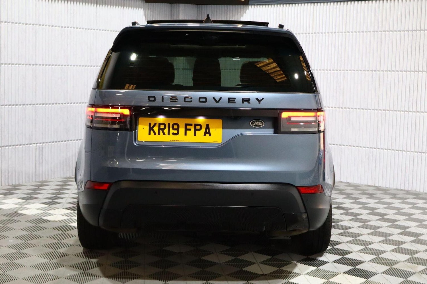 Used Land Rover Discovery 2019 for sale - 76521101: Photo 51