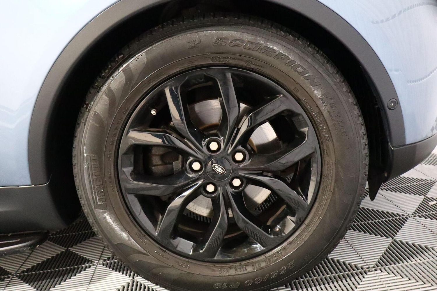 Used Land Rover Discovery 2019 for sale - 76521101: Photo 65