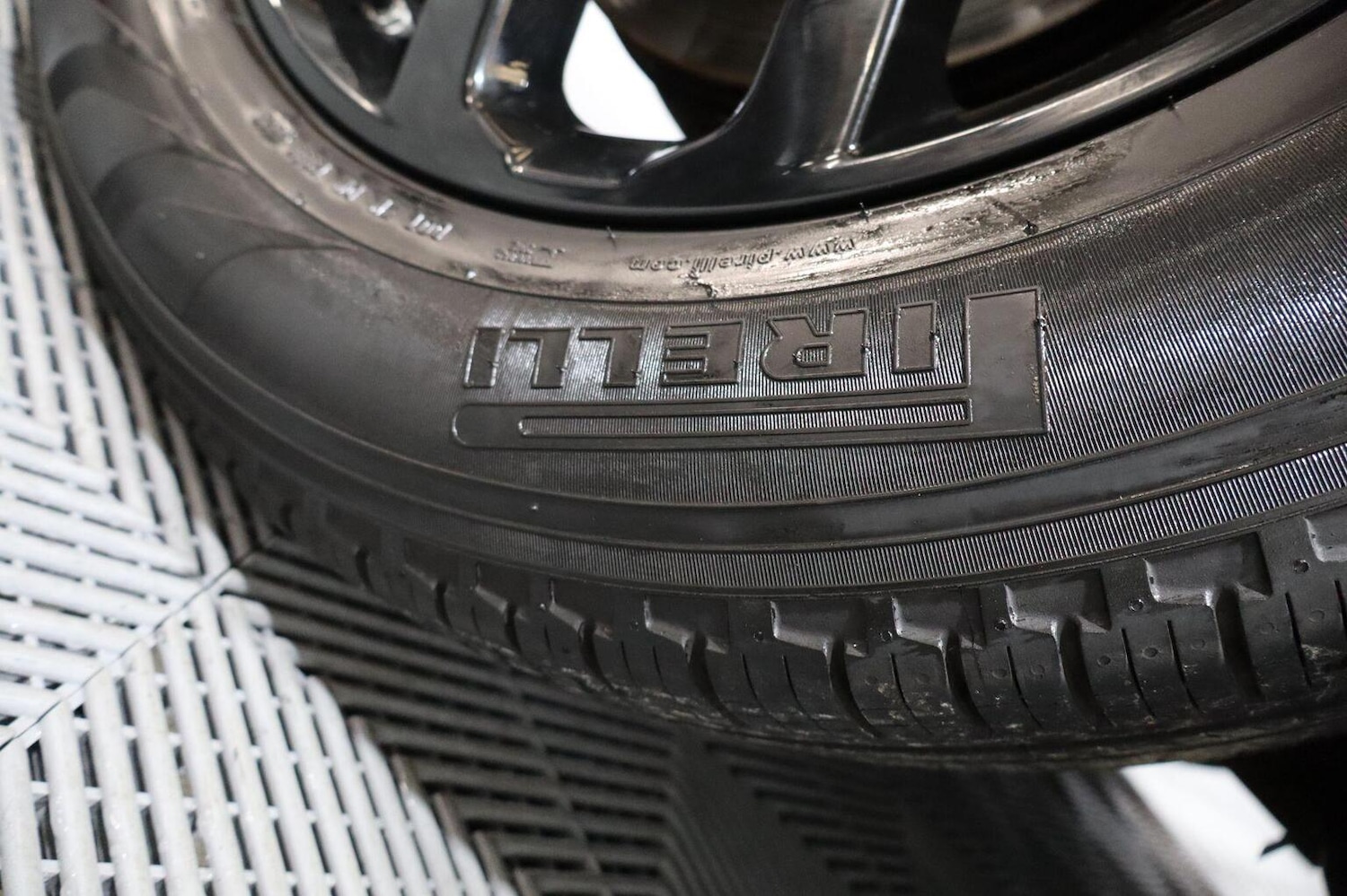 Used Land Rover Discovery 2019 for sale - 76521101: Photo 77