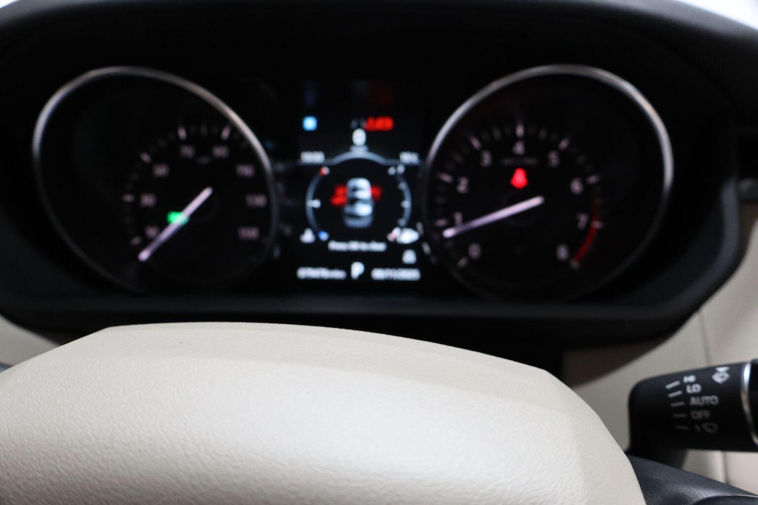 Used Land Rover Discovery 2019 for sale - 76521101: Photo 9