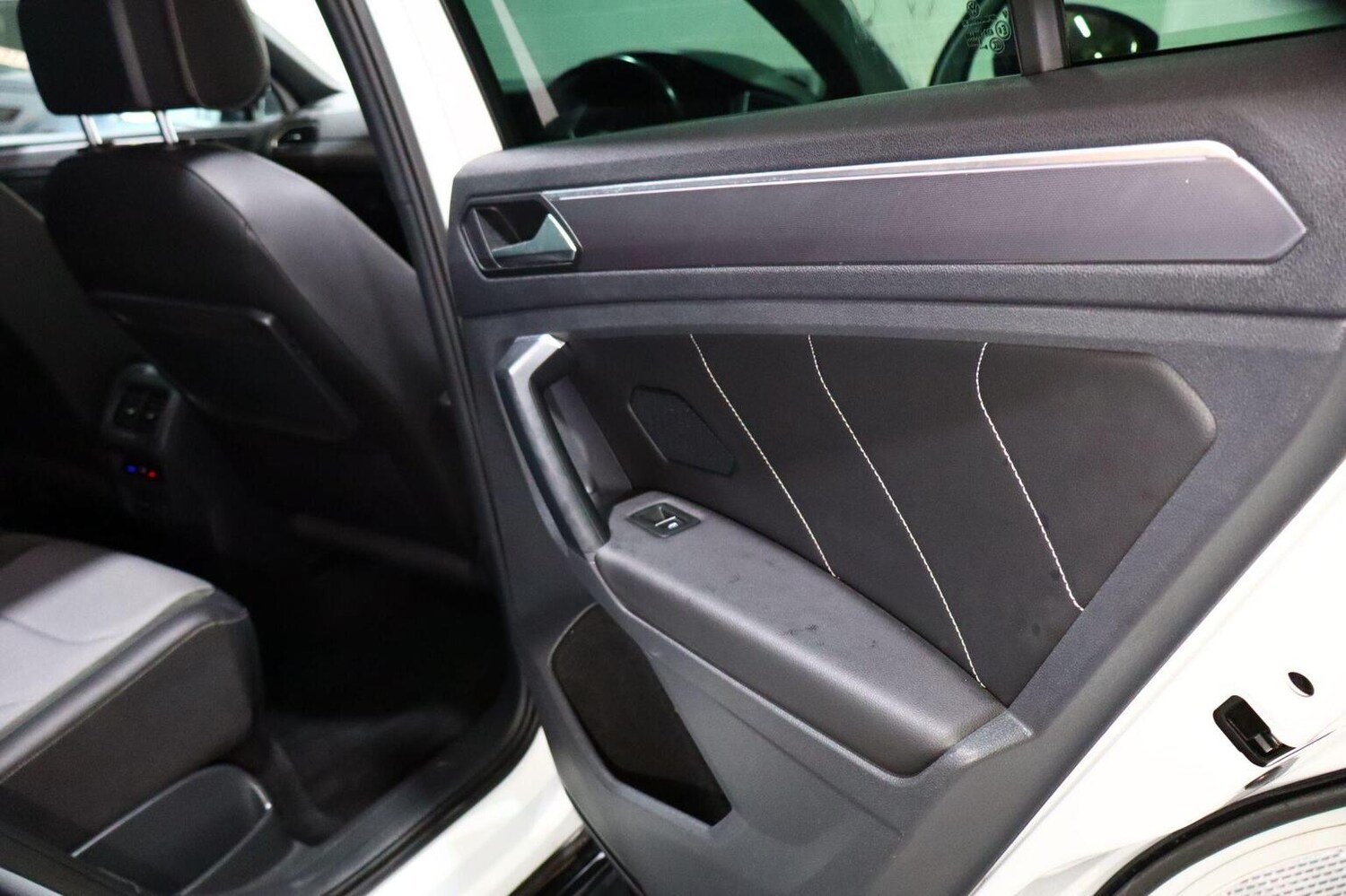 Used Volkswagen Tiguan 2018 for sale - 77478137: Photo 38