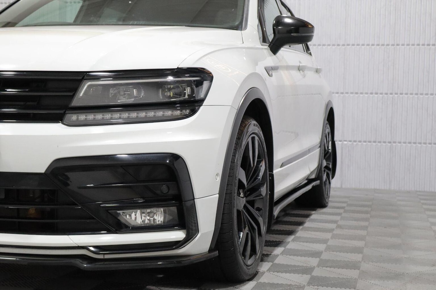 Used Volkswagen Tiguan 2018 for sale - 77478137: Photo 6