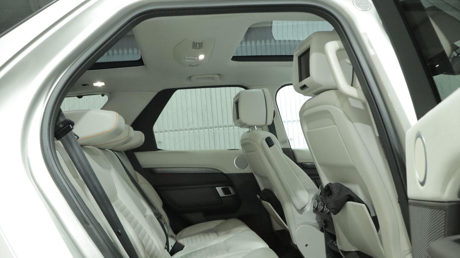 Used Land Rover Discovery 2017 for sale - 77639203: Photo 28