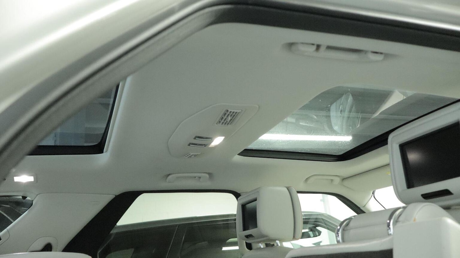 Used Land Rover Discovery 2017 for sale - 77639203: Photo 92