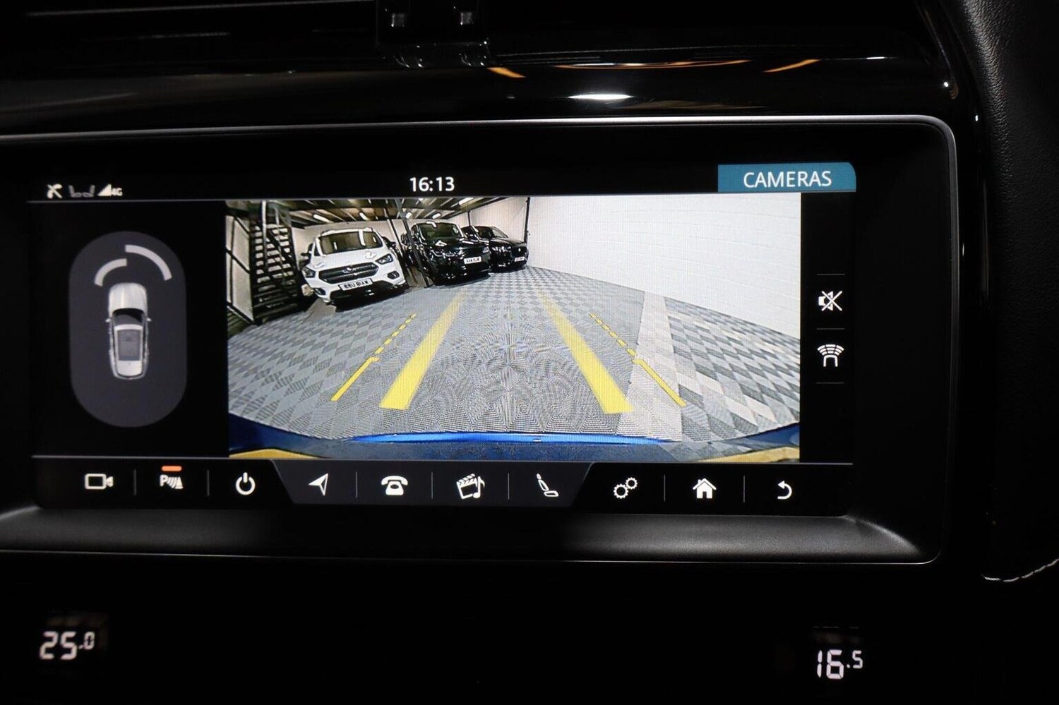 Used Jaguar F-Pace 2019 for sale - 76211864: Photo 24