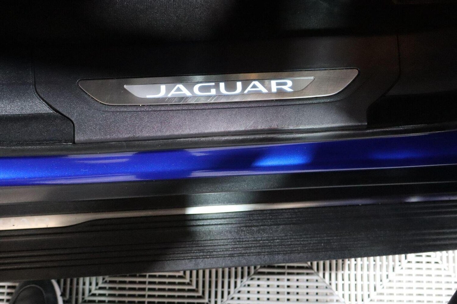 Used Jaguar F-Pace 2019 for sale - 76211864: Photo 35