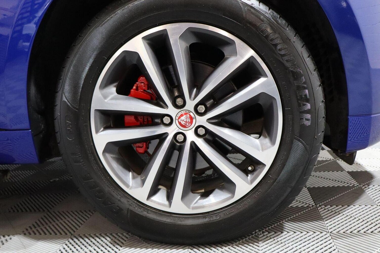 Used Jaguar F-Pace 2019 for sale - 76211864: Photo 39