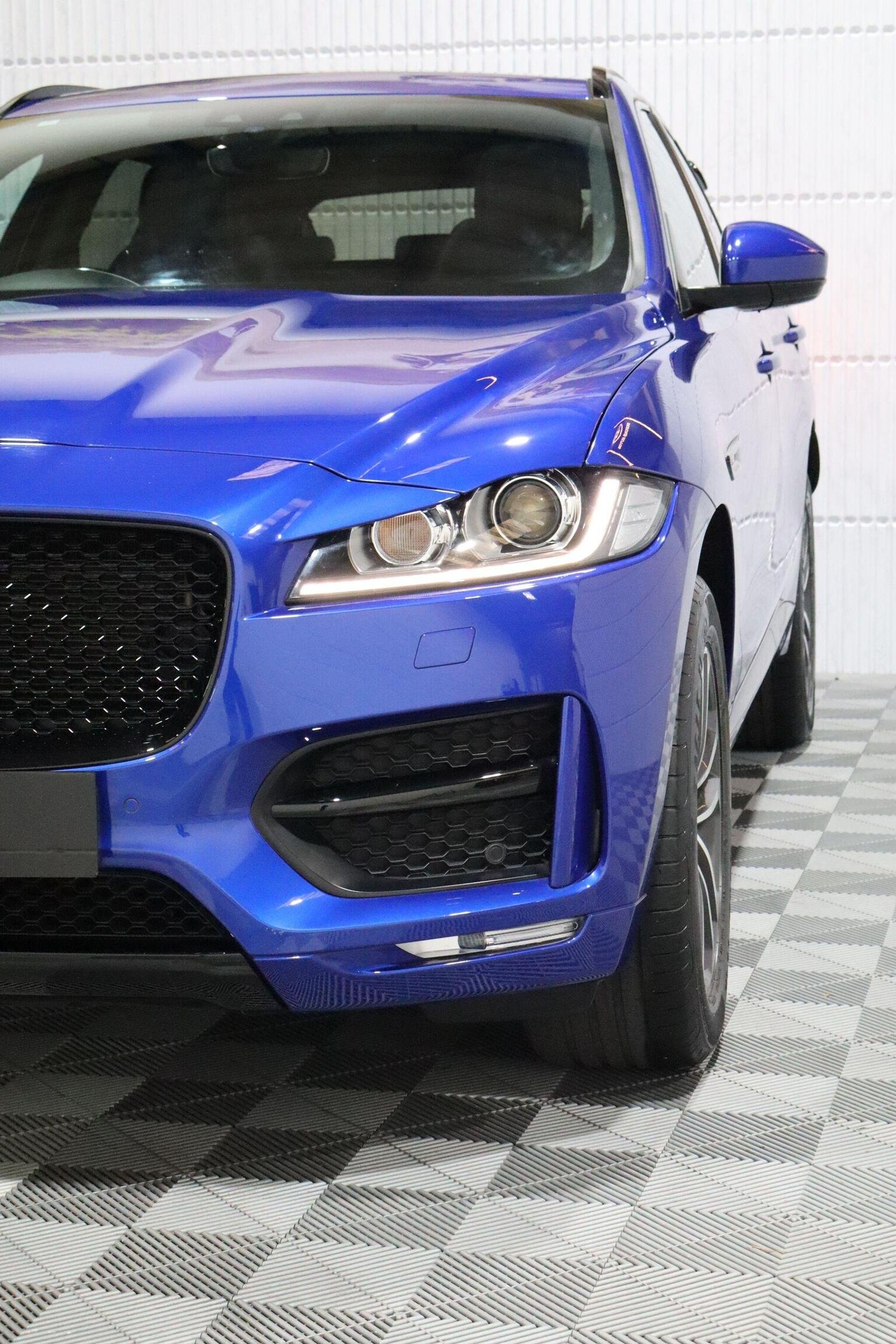 Used Jaguar F-Pace 2019 for sale - 76211864: Photo 42