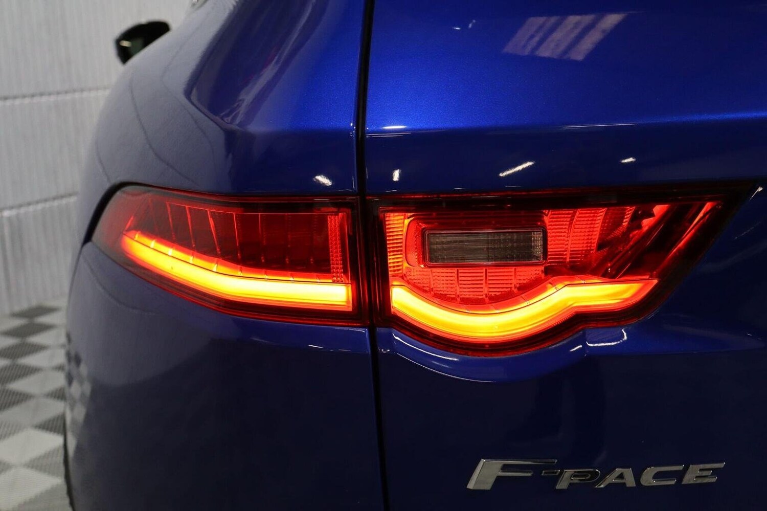 Used Jaguar F-Pace 2019 for sale - 76211864: Photo 64