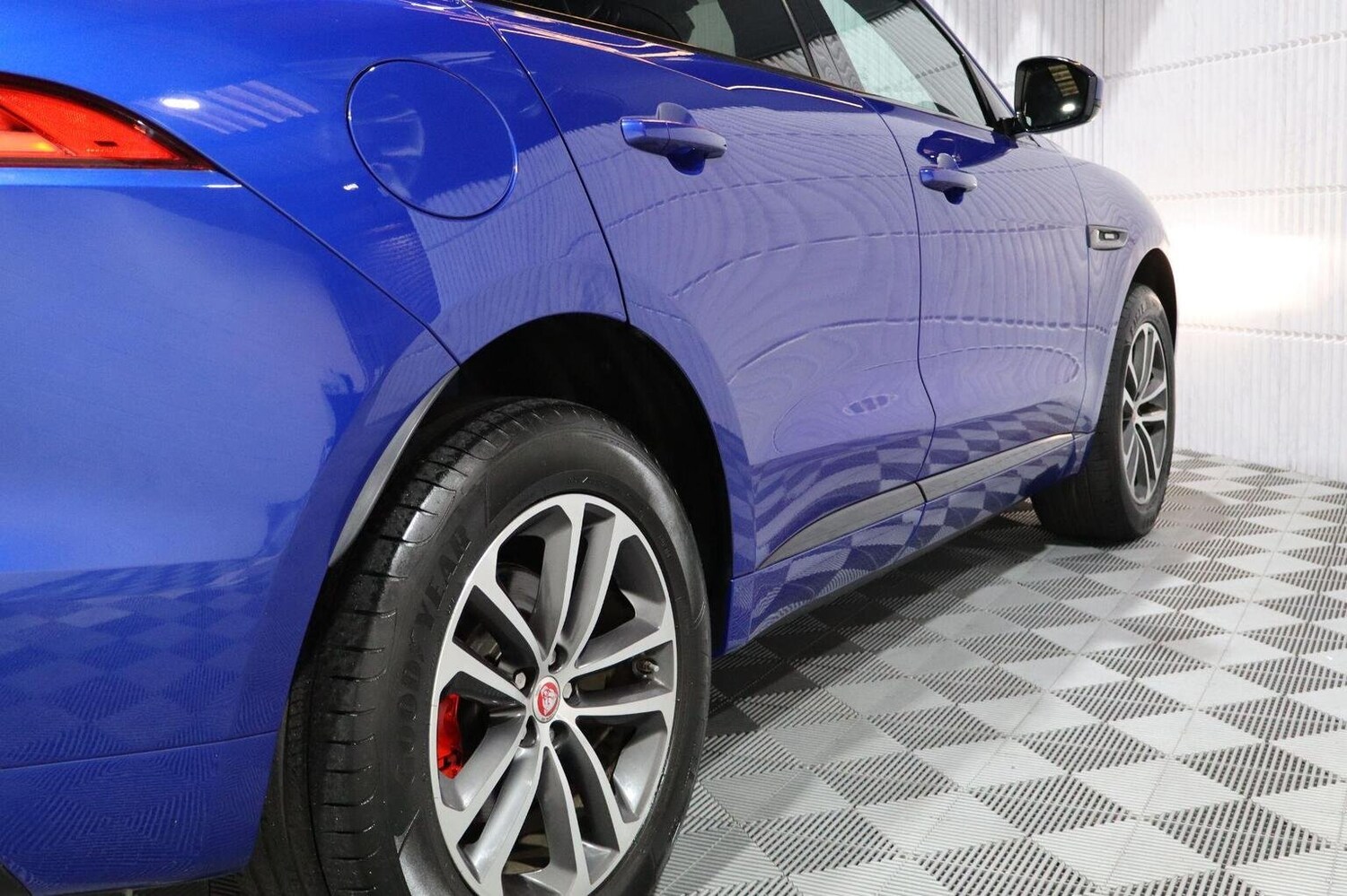 Used Jaguar F-Pace 2019 for sale - 76211864: Photo 66