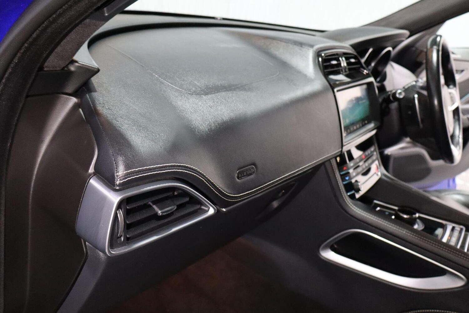 Used Jaguar F-Pace 2019 for sale - 76211864: Photo 74