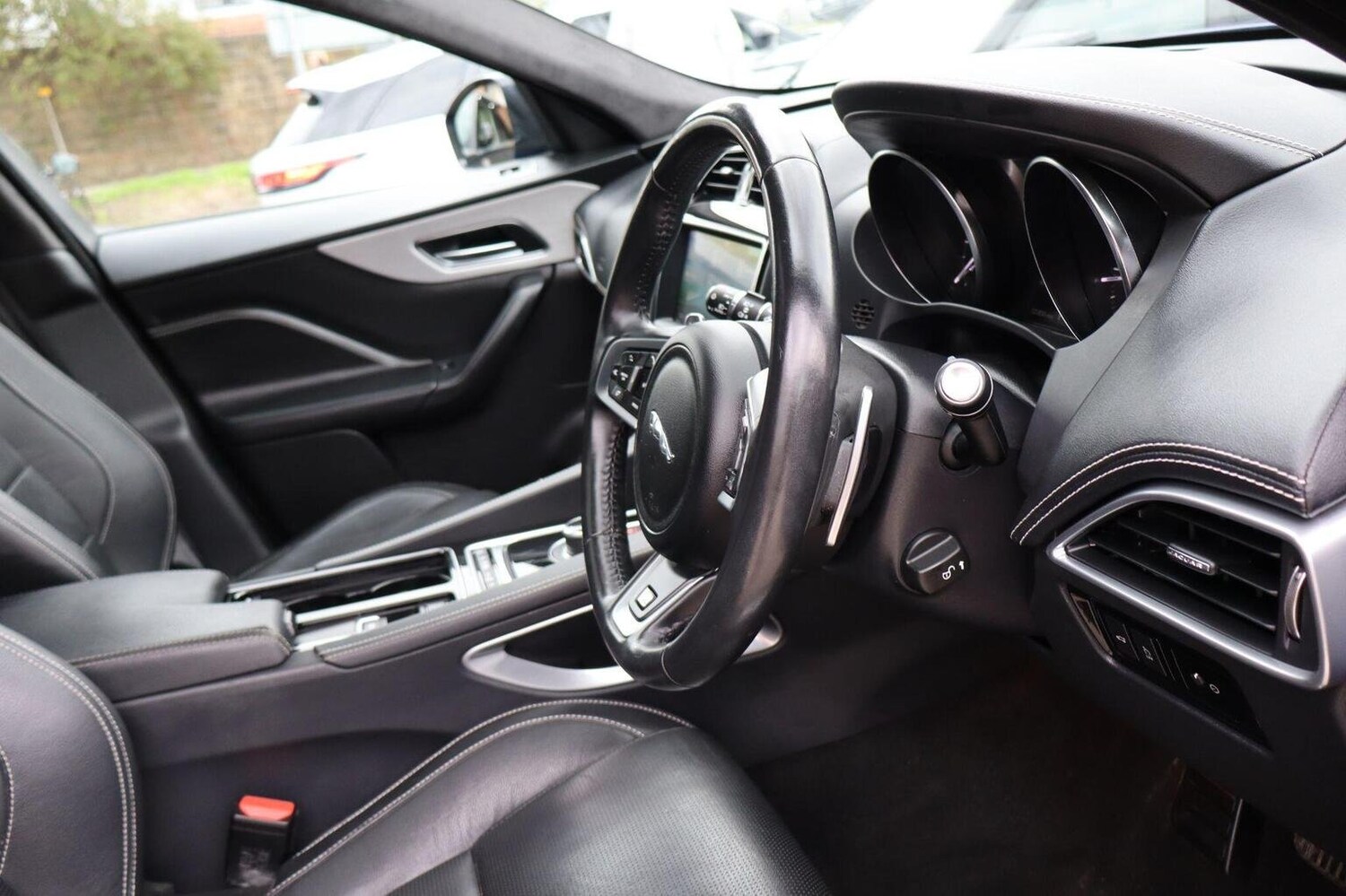 Used Jaguar F-Pace 2019 for sale - 76211864: Photo 80