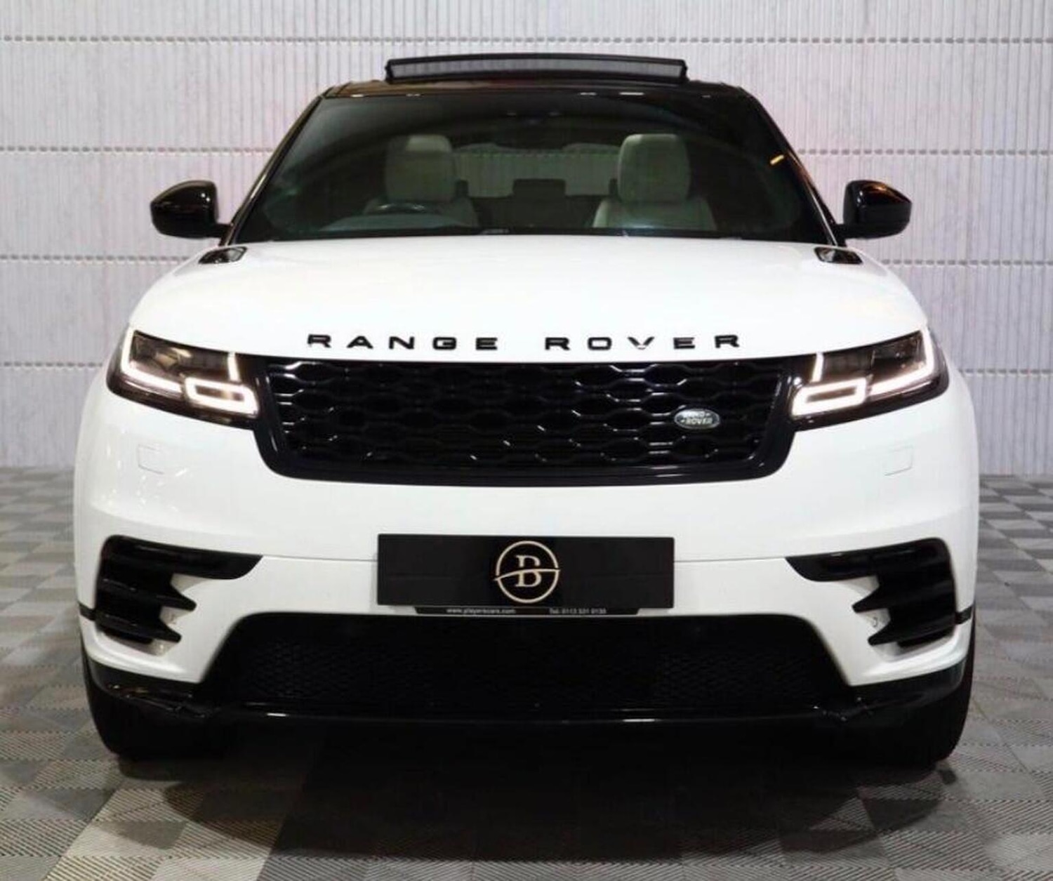 Used Land Rover Range Rover Velar 2020 for sale - 77536022: Photo 2