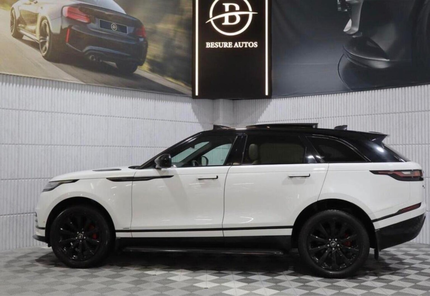 Used Land Rover Range Rover Velar 2020 for sale - 77536022: Photo 4