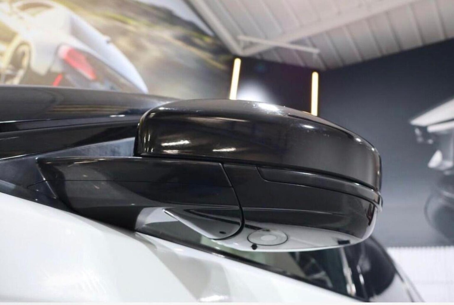 Used Land Rover Range Rover Velar 2020 for sale - 77536022: Photo 8