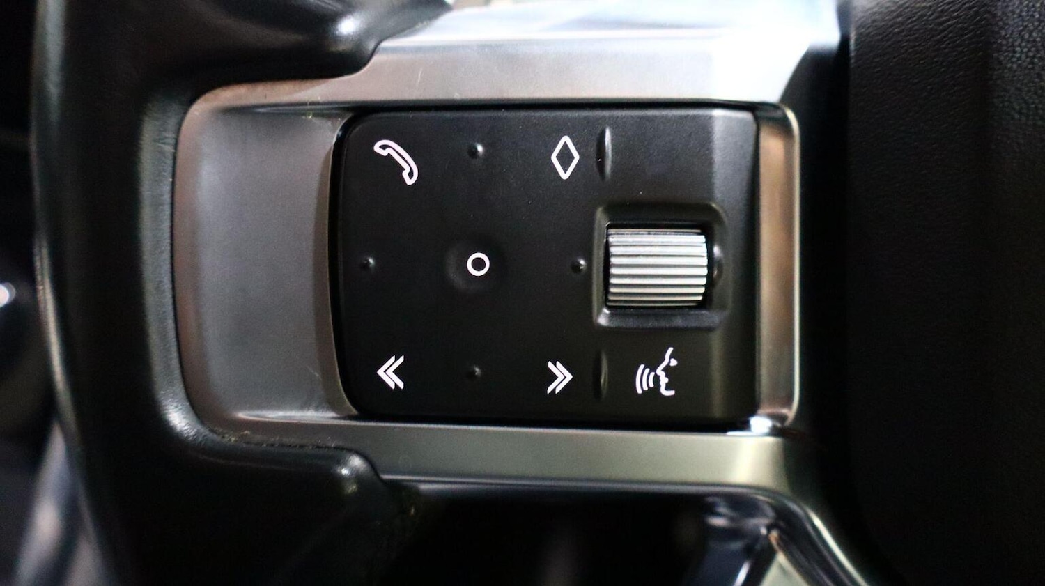 Used Land Rover Discovery 2021 for sale - 77977079: Photo 46