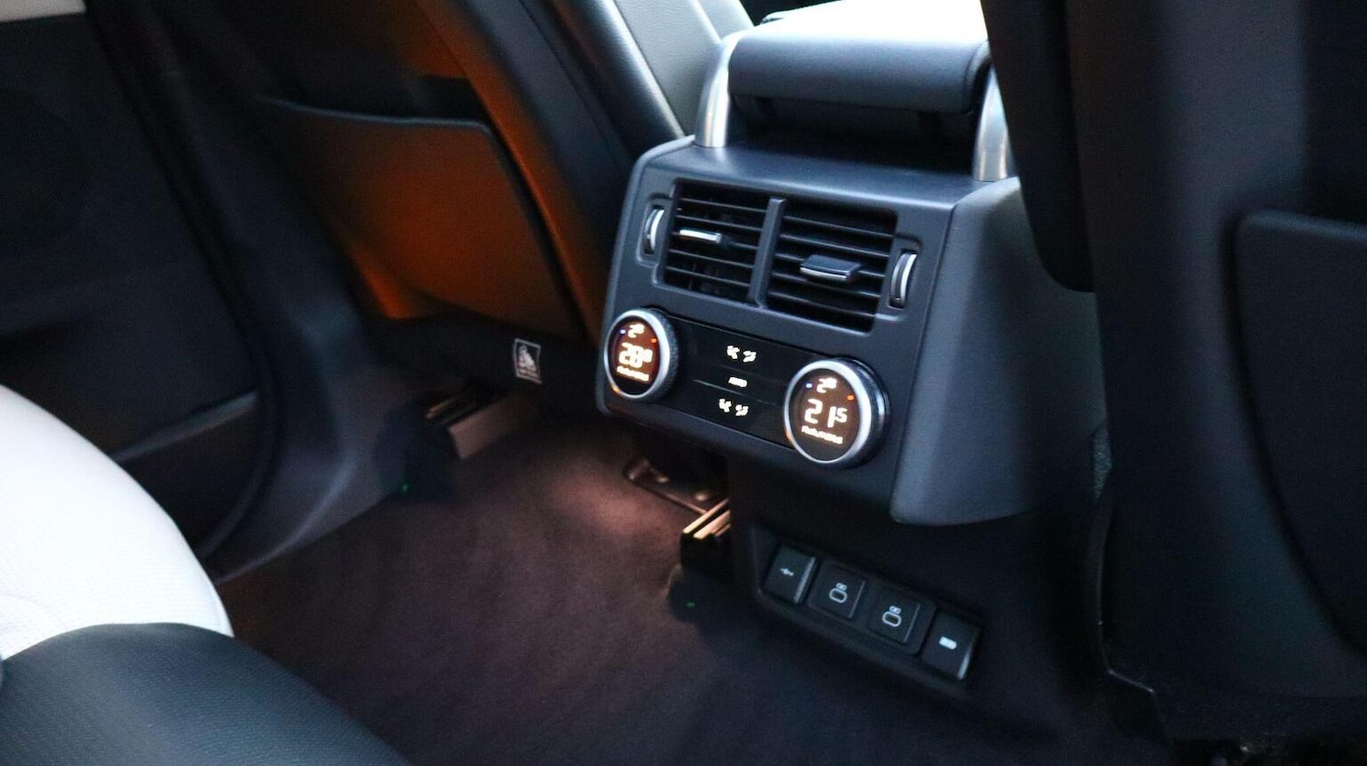 Used Land Rover Discovery 2021 for sale - 77977079: Photo 54