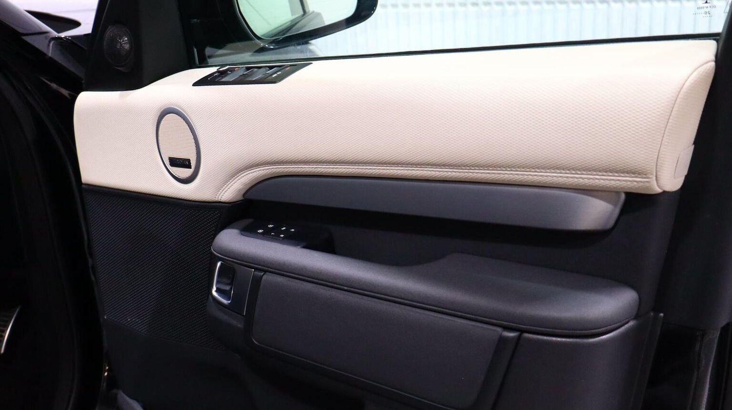 Used Land Rover Discovery 2021 for sale - 77977079: Photo 55