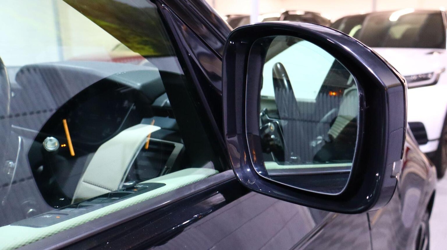 Used Land Rover Discovery 2021 for sale - 77977079: Photo 71