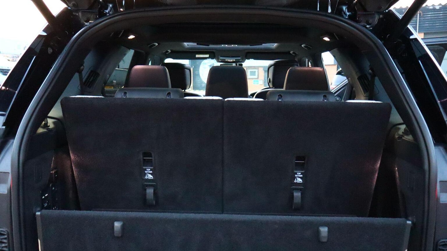 Used Land Rover Discovery 2021 for sale - 77977079: Photo 73