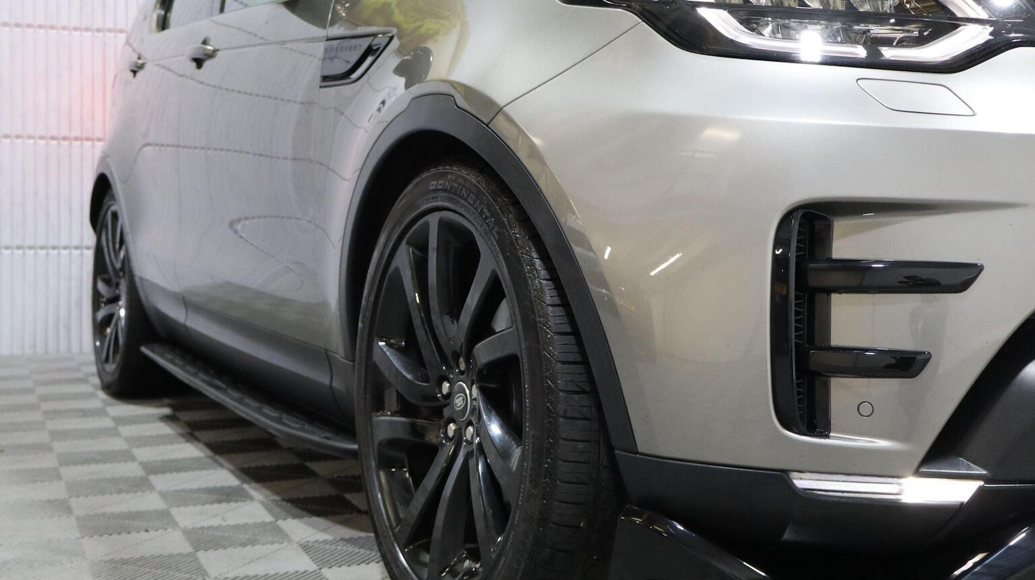 Used Land Rover Discovery 2018 for sale - 78060536: Photo 12