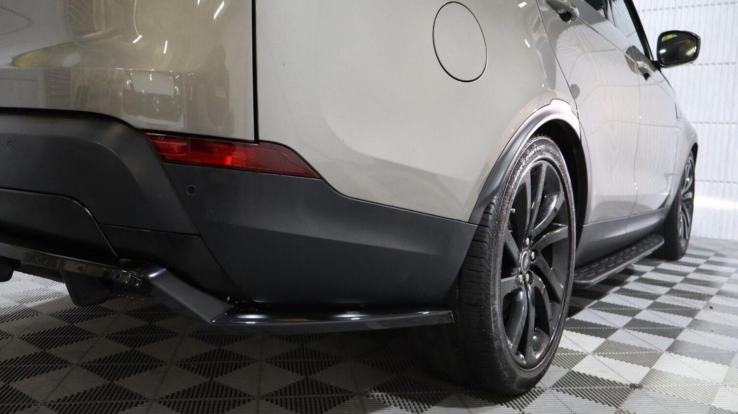 Used Land Rover Discovery 2018 for sale - 78060536: Photo 34