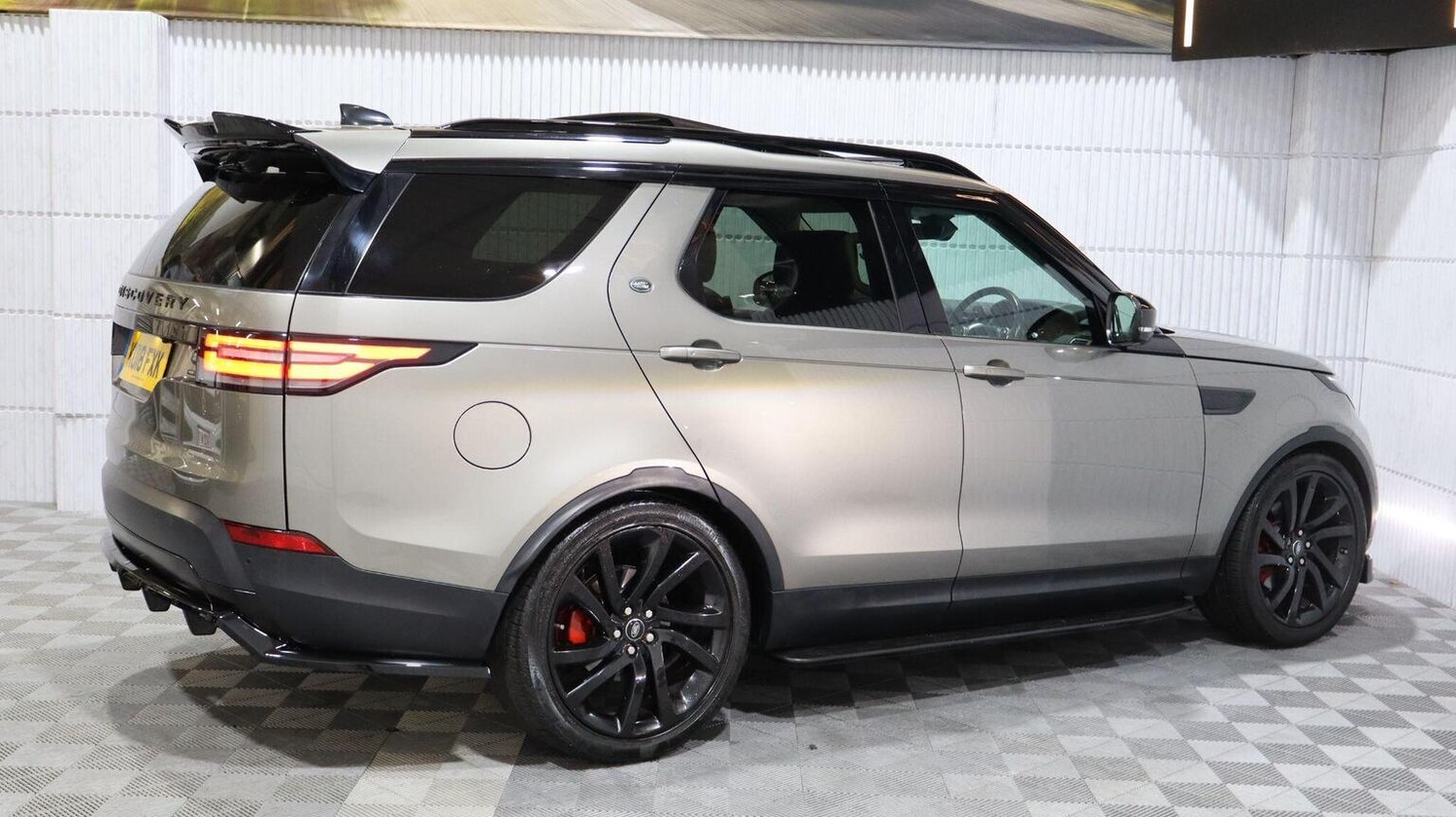 Used Land Rover Discovery 2018 for sale - 78060536: Photo 38