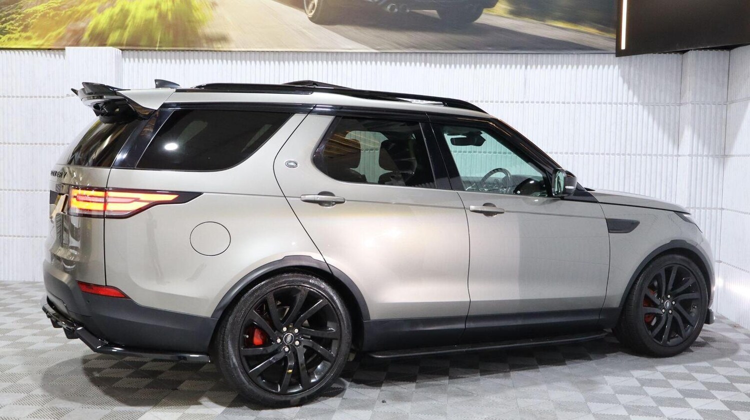 Used Land Rover Discovery 2018 for sale - 78060536: Photo 41