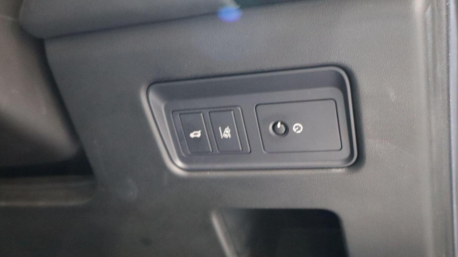 Used Land Rover Discovery 2018 for sale - 78060536: Photo 52