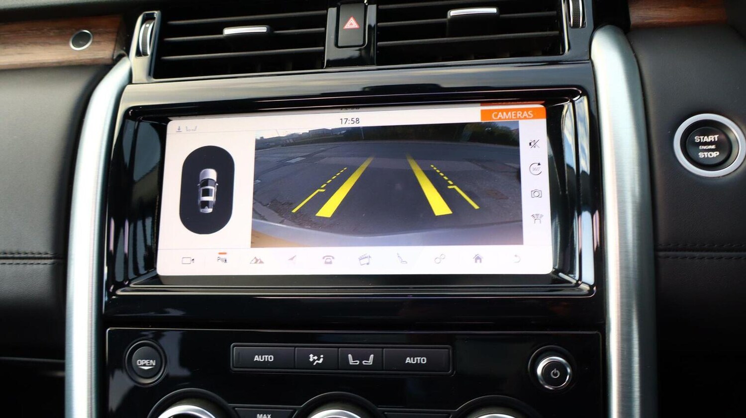 Used Land Rover Discovery 2018 for sale - 78060536: Photo 64