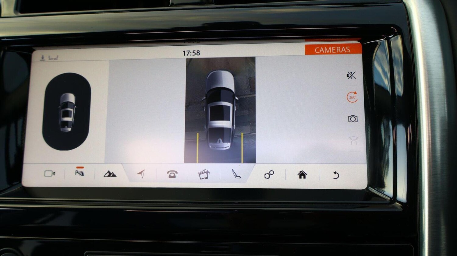 Used Land Rover Discovery 2018 for sale - 78060536: Photo 65