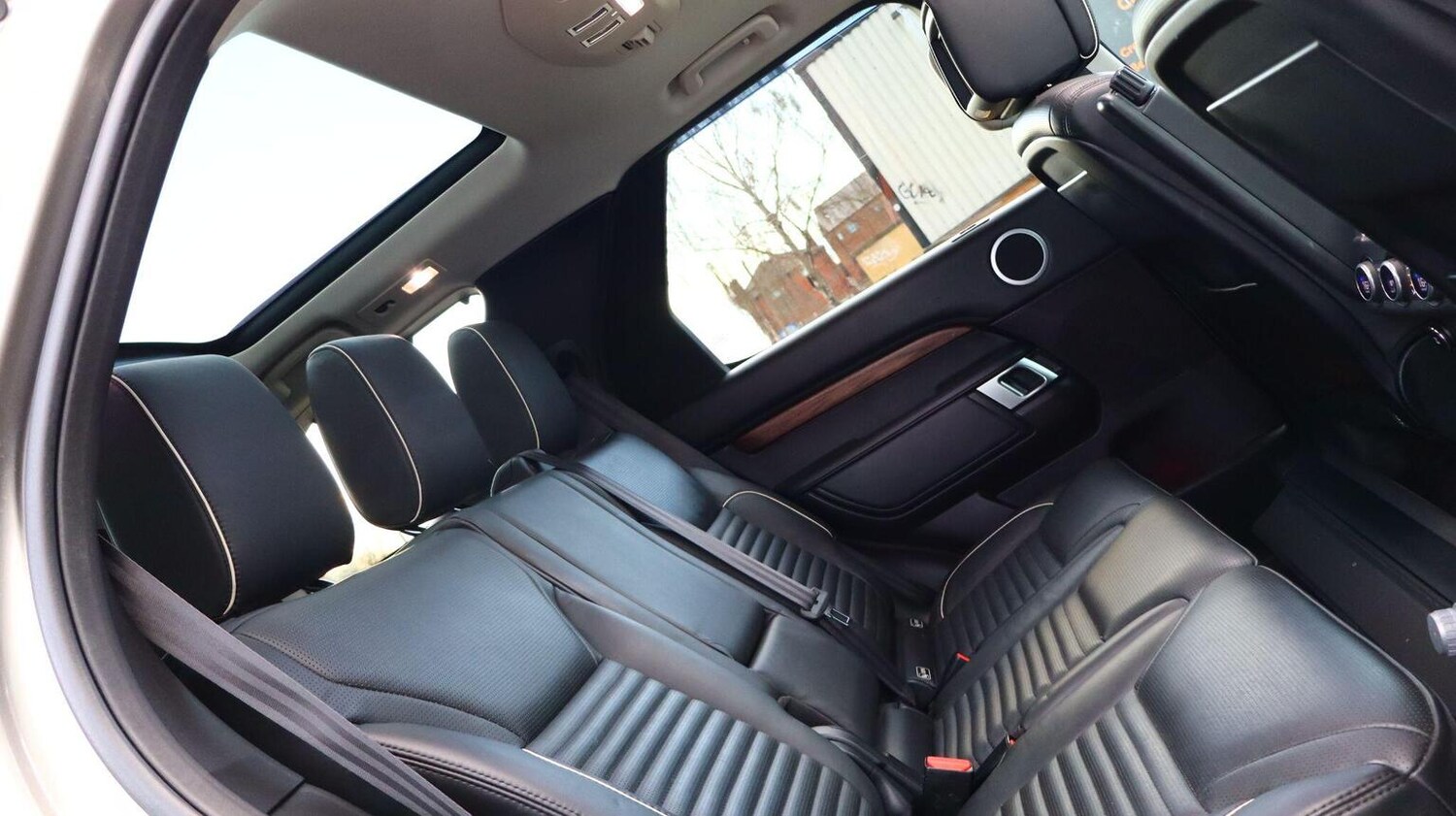 Used Land Rover Discovery 2018 for sale - 78060536: Photo 72