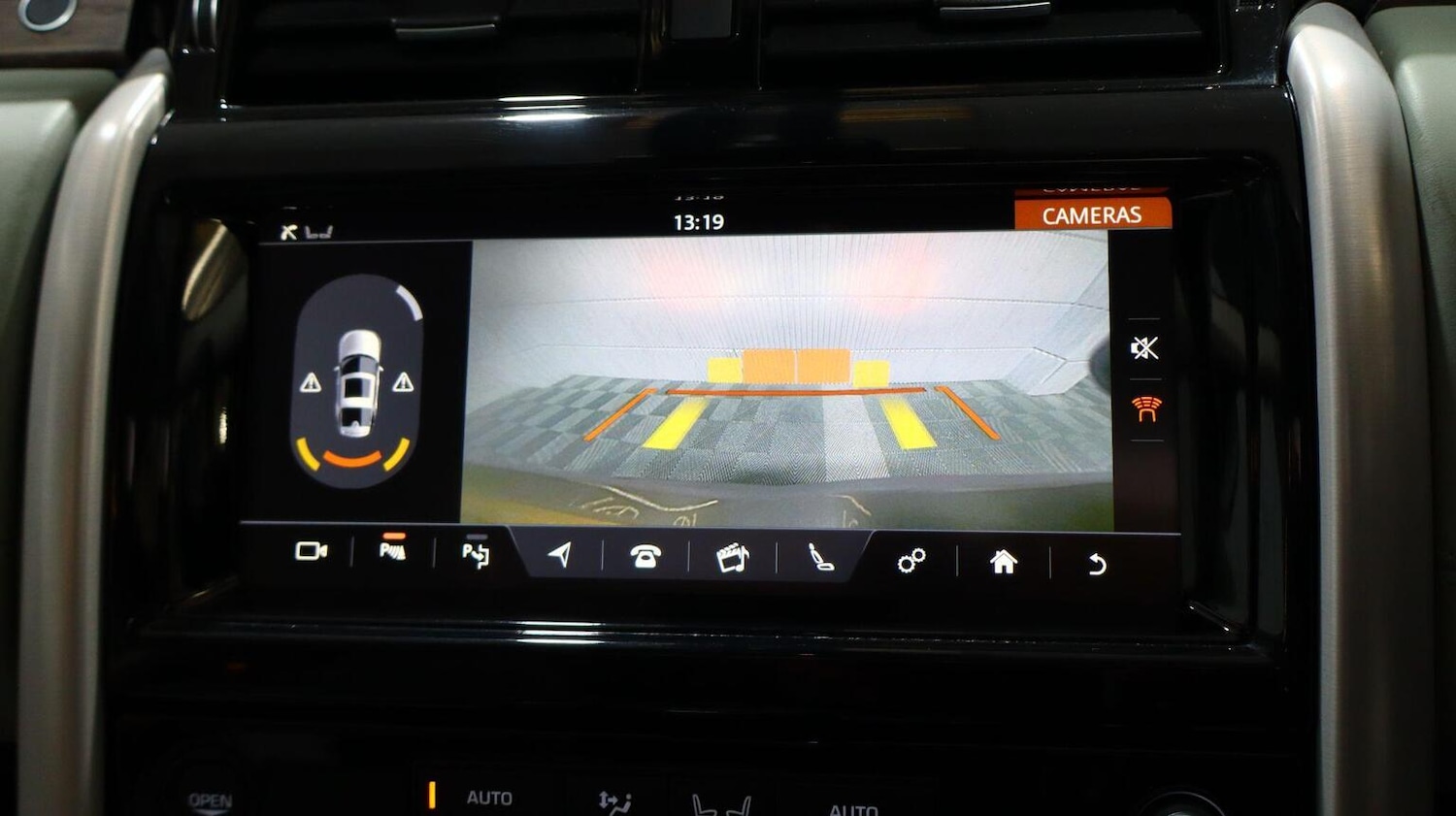 Used Land Rover Discovery 2020 for sale - 77129497: Photo 14