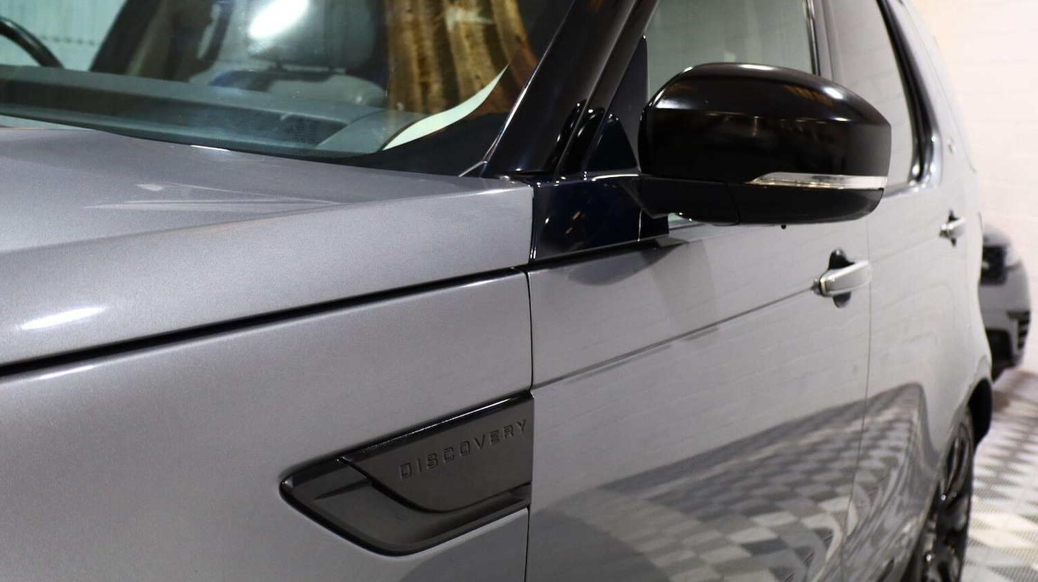 Used Land Rover Discovery 2020 for sale - 77129497: Photo 30