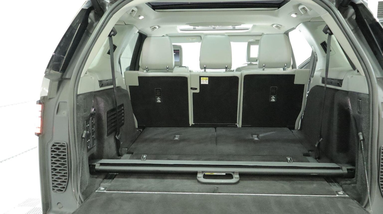 Used Land Rover Discovery 2020 for sale - 77129497: Photo 74