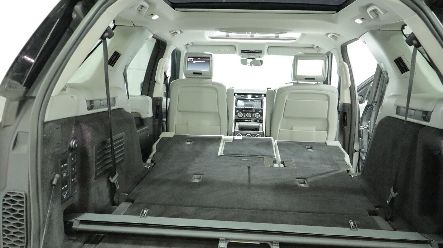 Used Land Rover Discovery 2020 for sale - 77129497: Photo 76