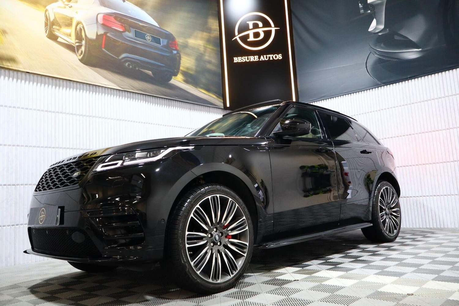 Used Land Rover Range Rover Velar 2018 for sale - 76741343: Photo 4