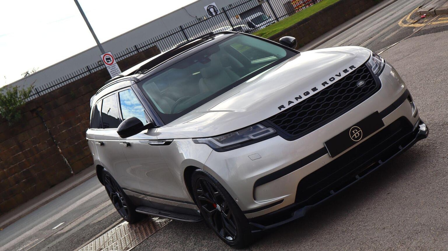 Used Land Rover Range Rover Velar 2019 for sale - 78135039: Photo 4