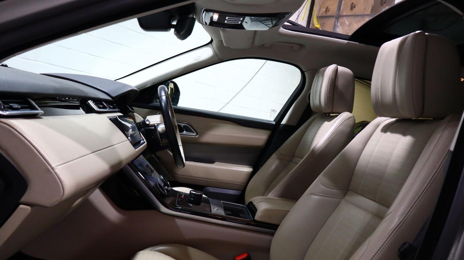 Used Land Rover Range Rover Velar 2019 for sale - 78135039: Photo 68