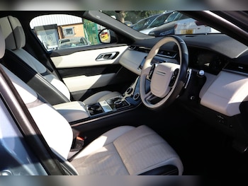 Used Land Rover Range Rover Velar 2019 for sale - 79302070: Photo