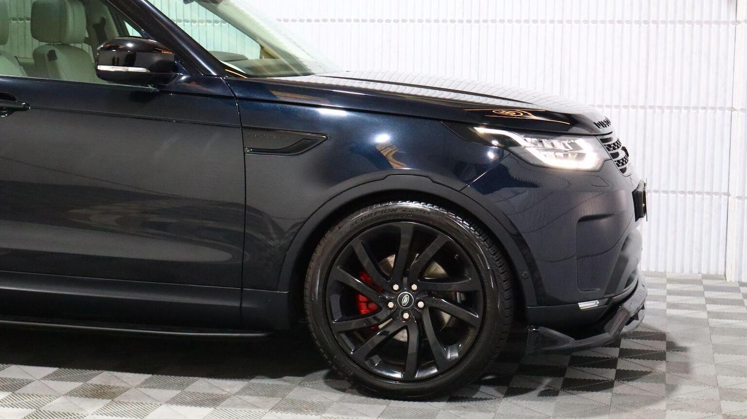 Used Land Rover Discovery 2018 for sale - 78004502: Photo 18