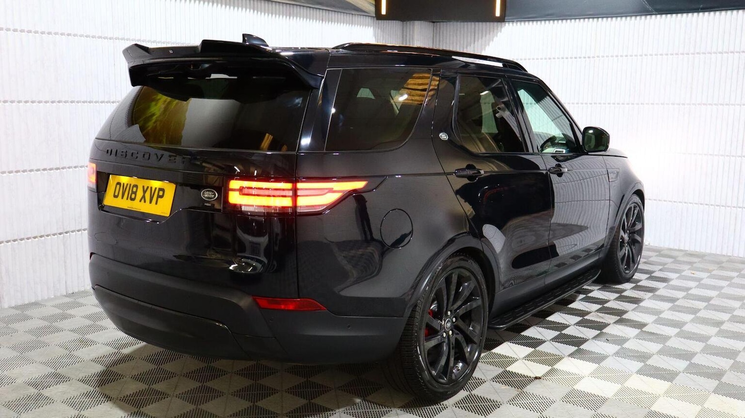 Used Land Rover Discovery 2018 for sale - 78004502: Photo 21