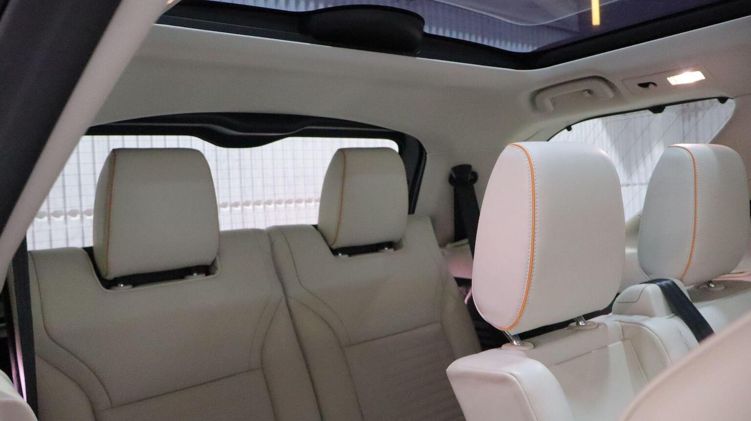 Used Land Rover Discovery 2018 for sale - 78004502: Photo 51