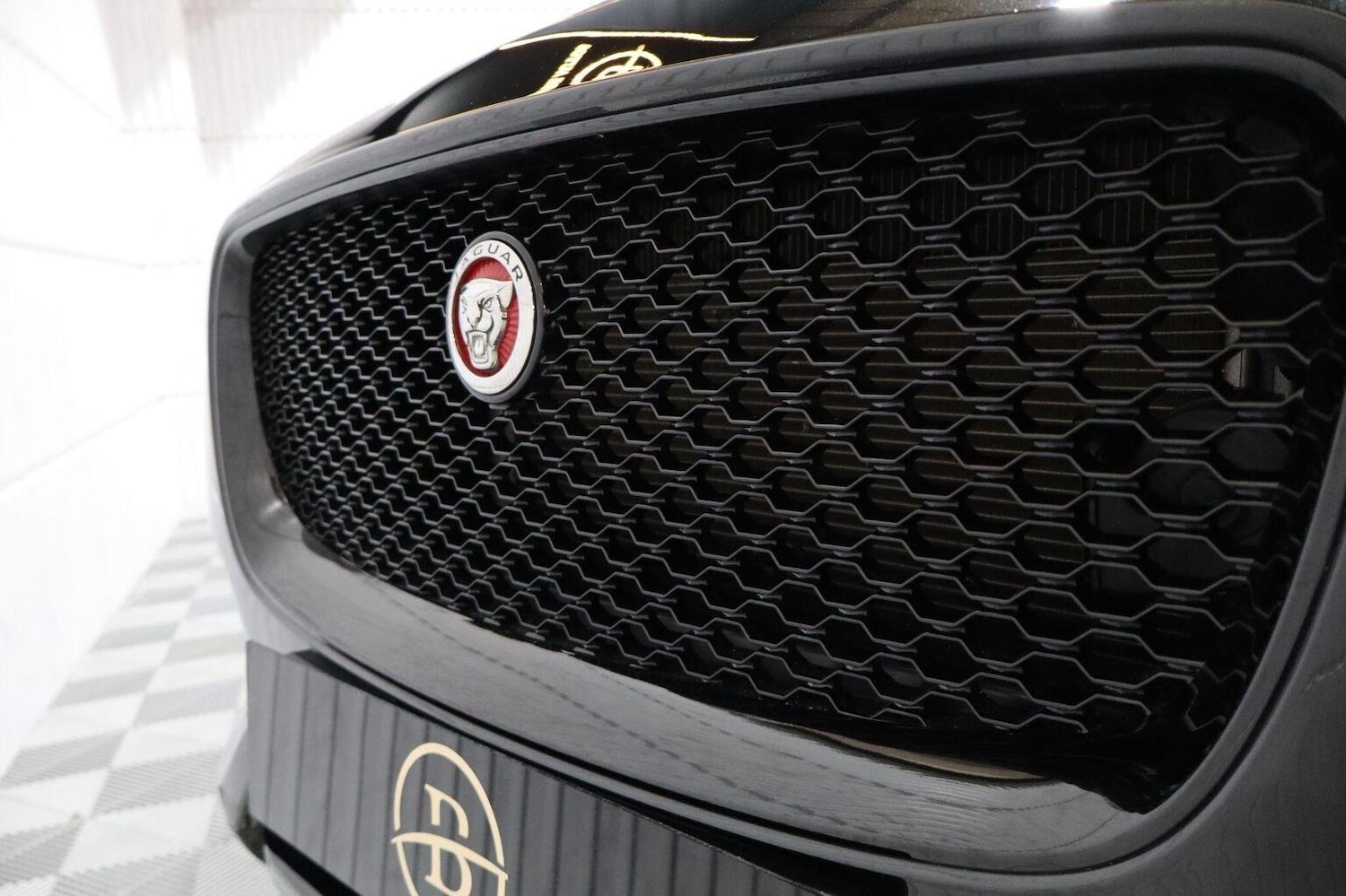 Used Jaguar F-Pace 2019 for sale - 76211771: Photo 28