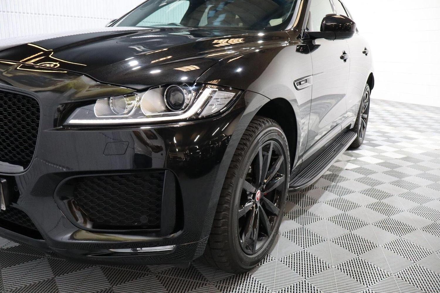 Used Jaguar F-Pace 2019 for sale - 76211771: Photo 44