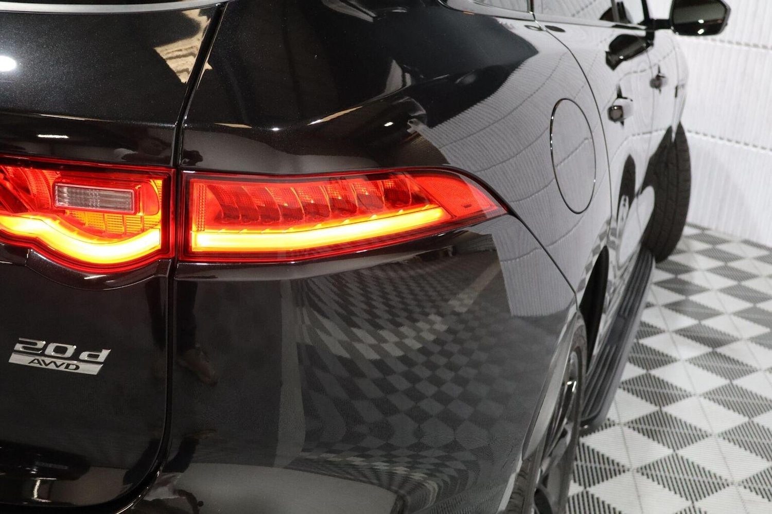 Used Jaguar F-Pace 2019 for sale - 76211771: Photo 76