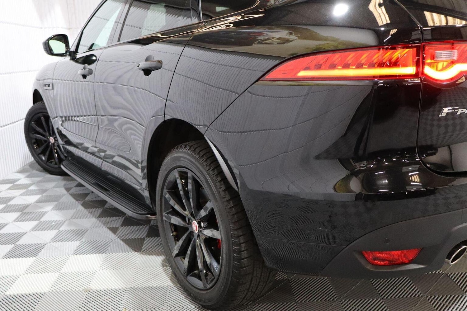 Used Jaguar F-Pace 2019 for sale - 76211771: Photo 79